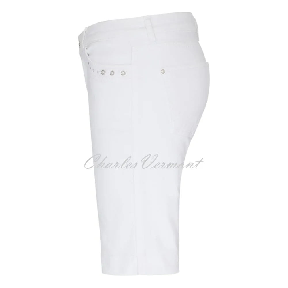 Dolcezza Short With Eyelet Detail - Style 23313 (White Denim)