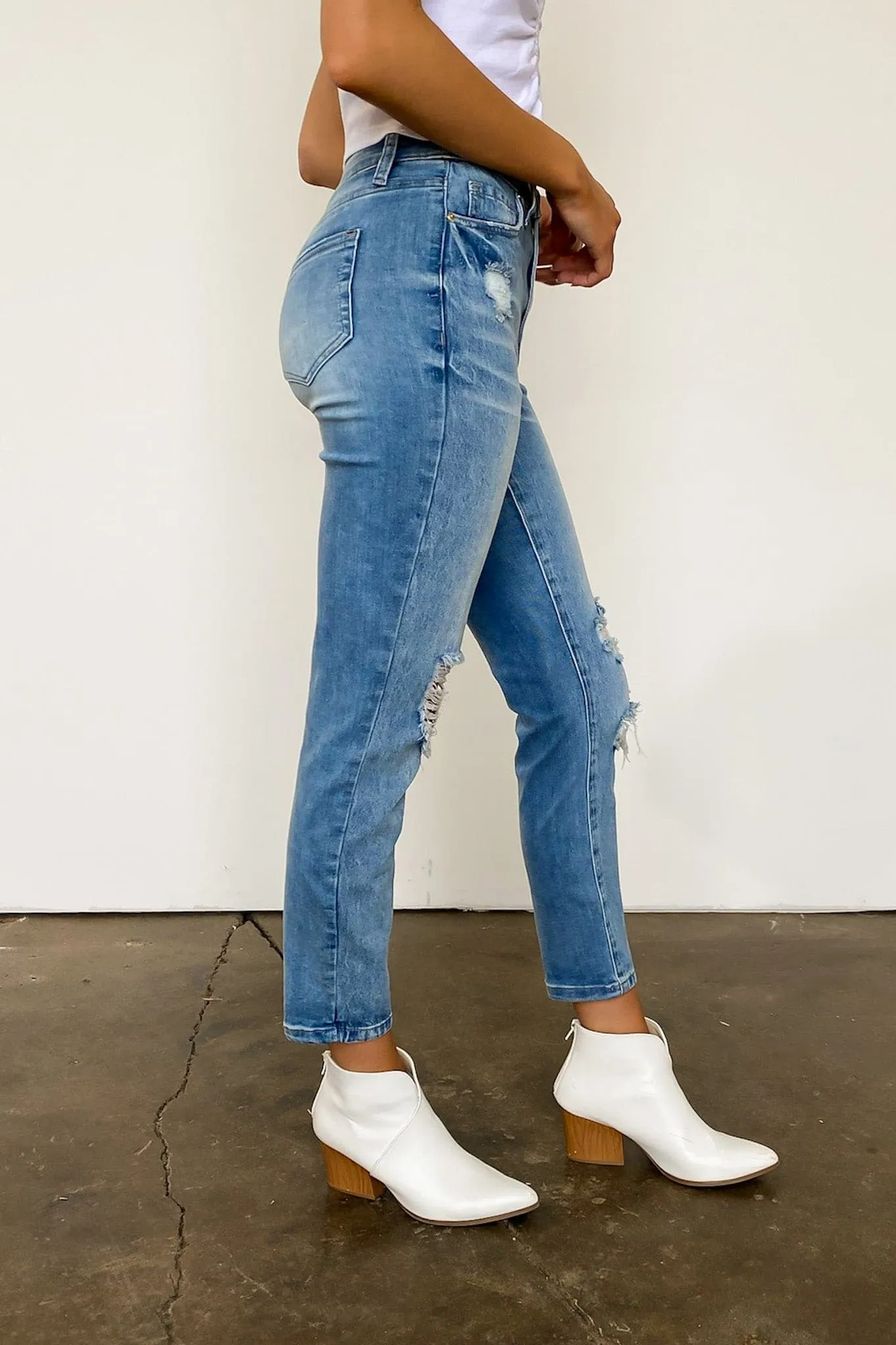 Estiana Dream High Rise Stretch Distressed Mom Jeans