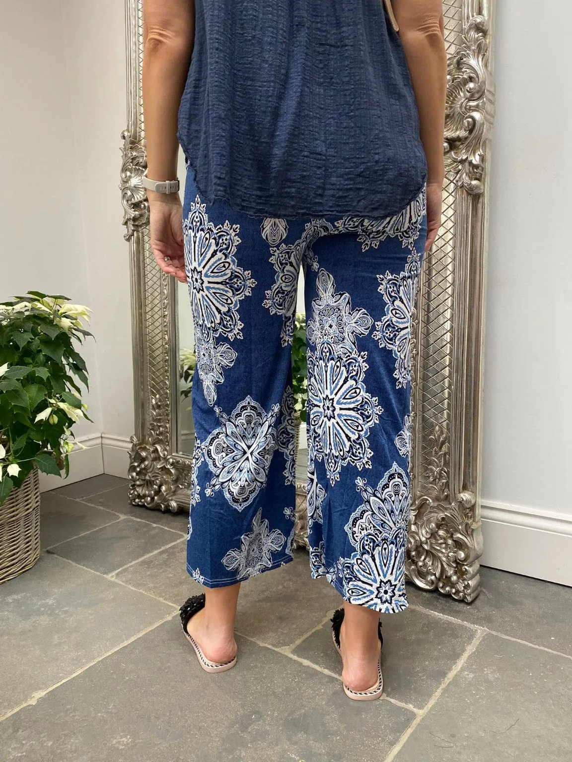 Printed Wide Leg Trouser Tally