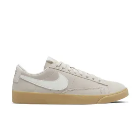 Women's Nike Blazer Low Suede - Footwear